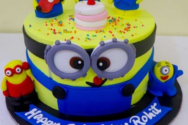 Minion Theme Cake