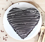 heart shaped chocolate cake