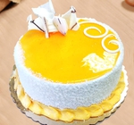 buttery mango cake