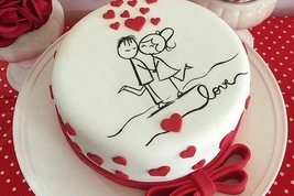 Hug Day Special Couple In Love Cake